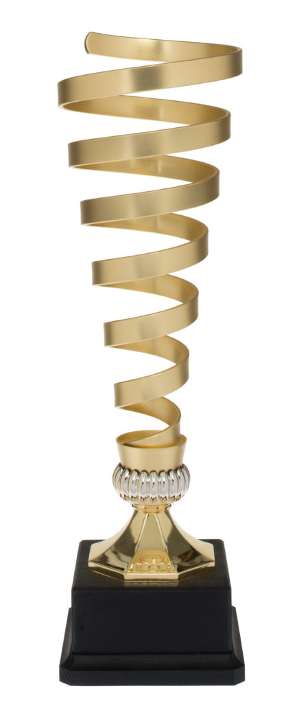 Coppa con struttura in metallo oro